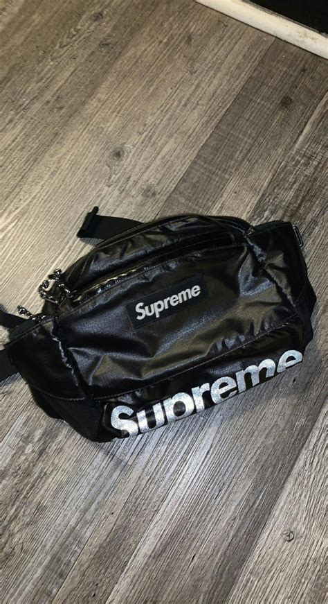 supreme waist bag fw17 fake|how to identify a false supreme.